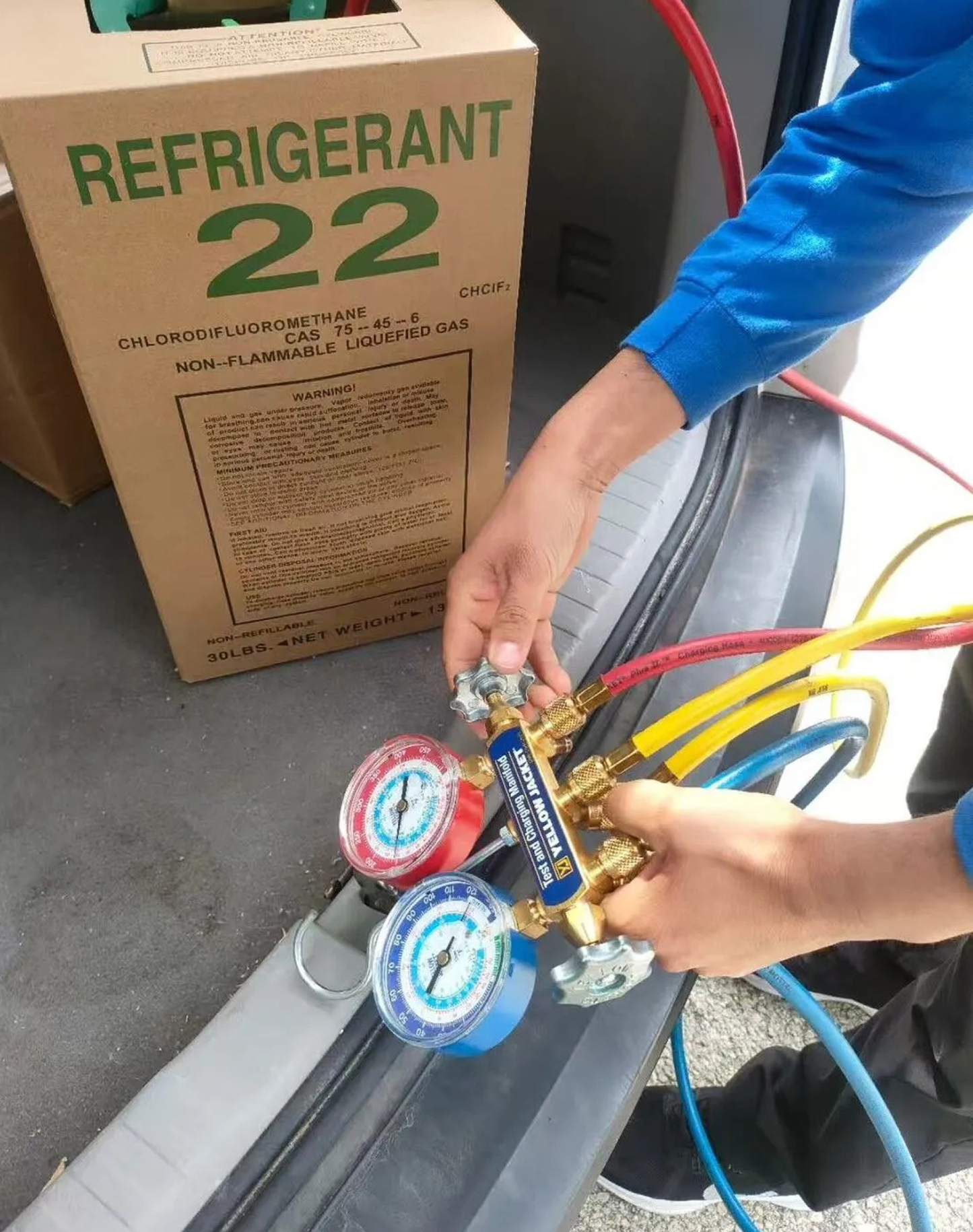 30Lb R134A Refrigerant Gas R-134A | (10 Cylinders / 300lb Total)